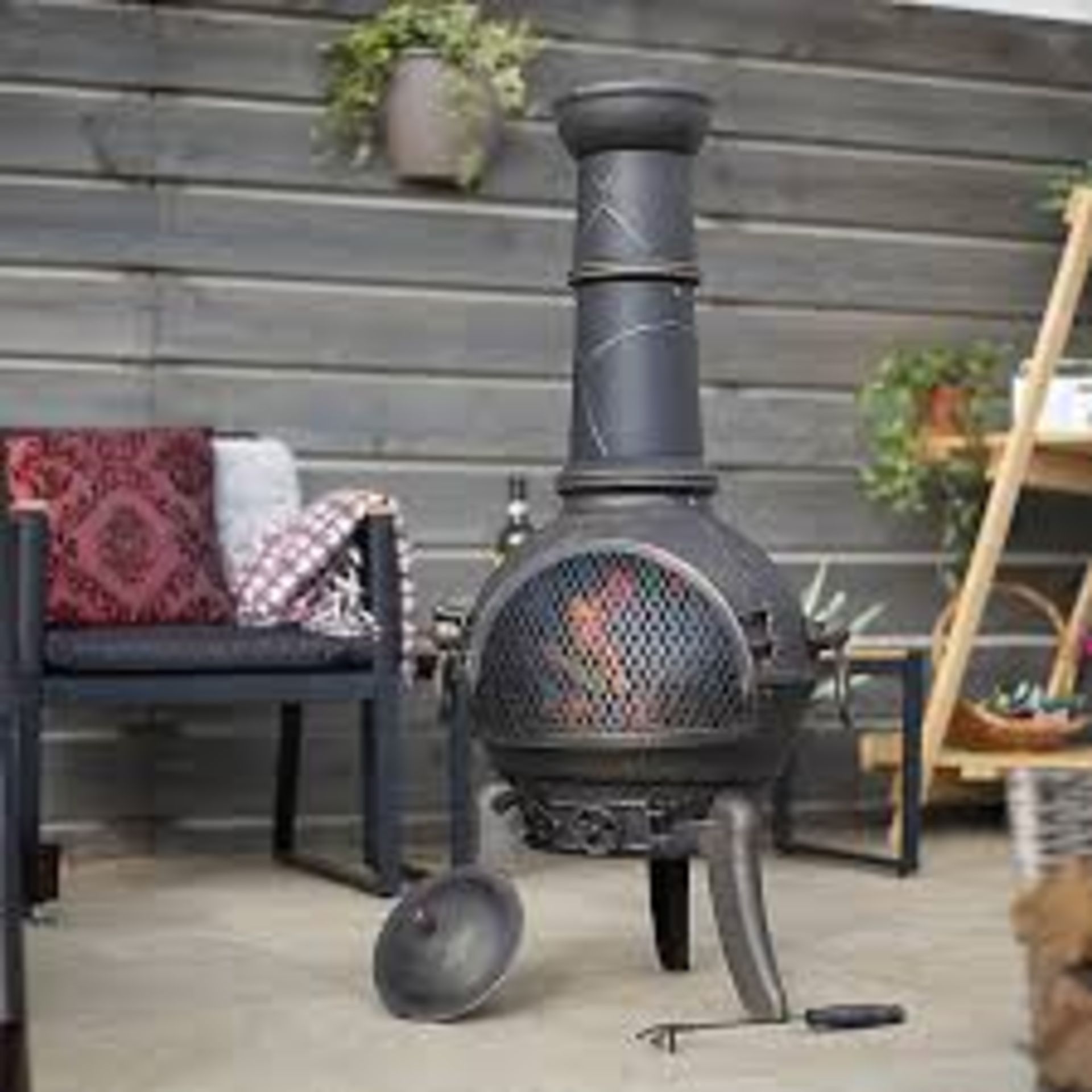 La Hacienda Cuba Cast iron & steel Chiminea. - S2.5. B&Q Cuba Cast iron and stainless steel