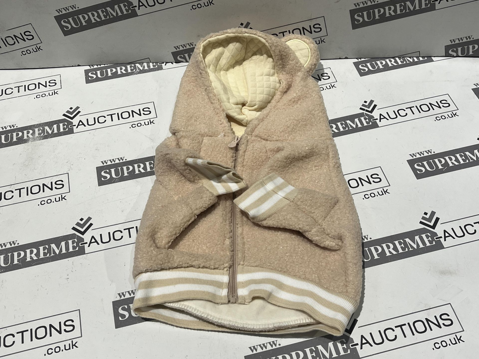 15 X BRAND NEW FRENCHIE BULLDOG PREMIUM TEDDY BEAR DOG HOODIES SIZE MEDIUM RRP £43 EACH R4-5