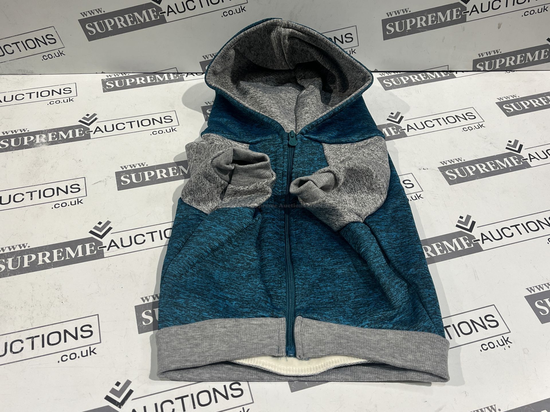 18 X BRAND NEW FRENCHIE BULLDOG PREMIUM BLUE AND GREY DOG HOODIES SIZE LARGE RRP £43 EACH R6-8