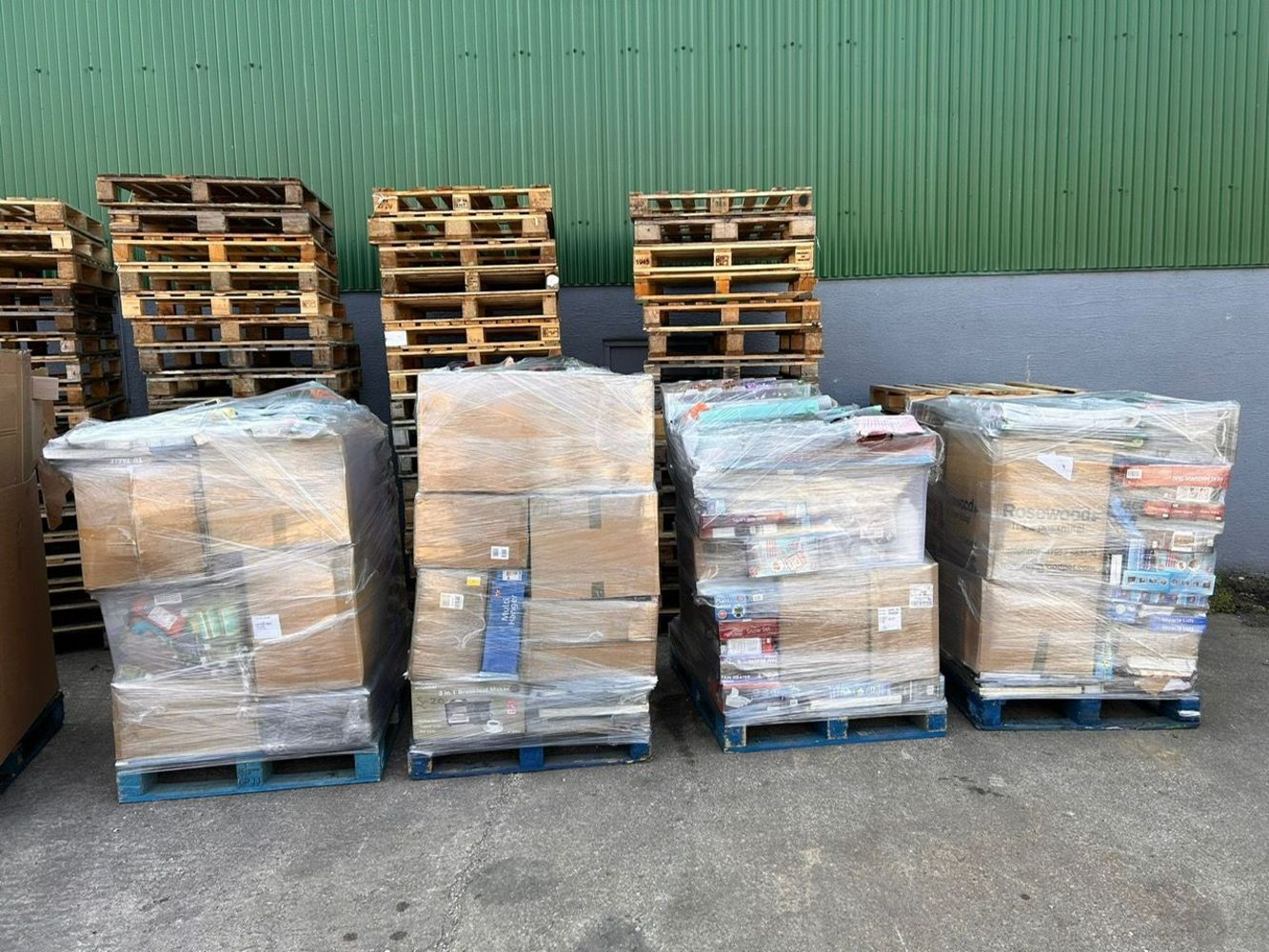 Pallets of Unchecked End of Line Supermarket Pallets - Mystery Pallets - Huge Re-Sale Potential - Delivery Available!