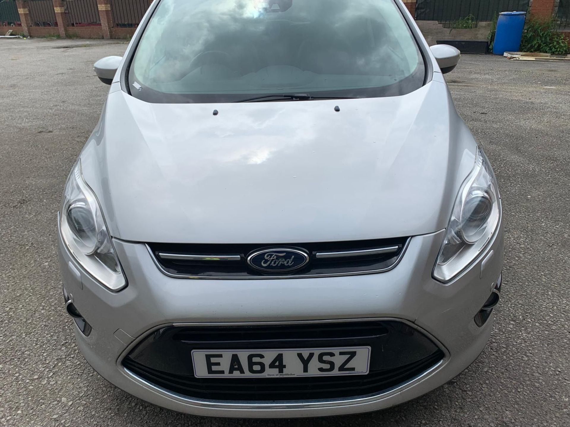 EA64 YSZ FORD GRAND C-MAX Silver Diesel First Registration: 12.11.14 Mot: 09.08.24 Mileage: 150, - Image 2 of 12