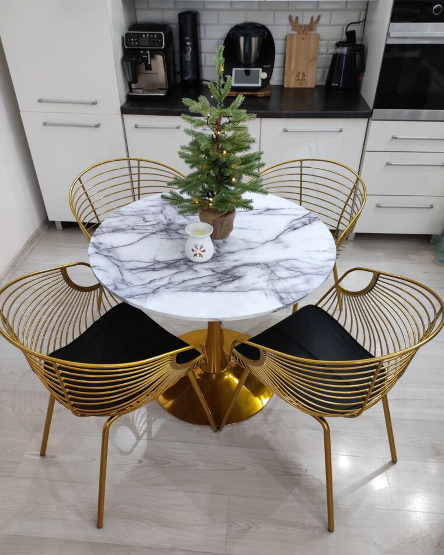 Hoback Set of 2 Metal Dining Chairs Gold . - R14.16. RRP £279.99. These inspired by industrial forms - Image 2 of 2