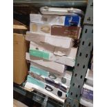 11 x Mixed Variety of Toilet Seats from Goodhome, Bemis and more. - PW,