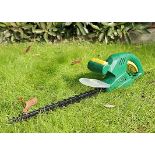 Black & Decker GT250 41cm Hedge Trimmer. - R14.1