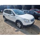 YE09 VYD NISSAN QASHQAI  WHITE DIESEL  MOT: 20.10.24 First Registration: 03.07.09 Mileage: 158,974 2