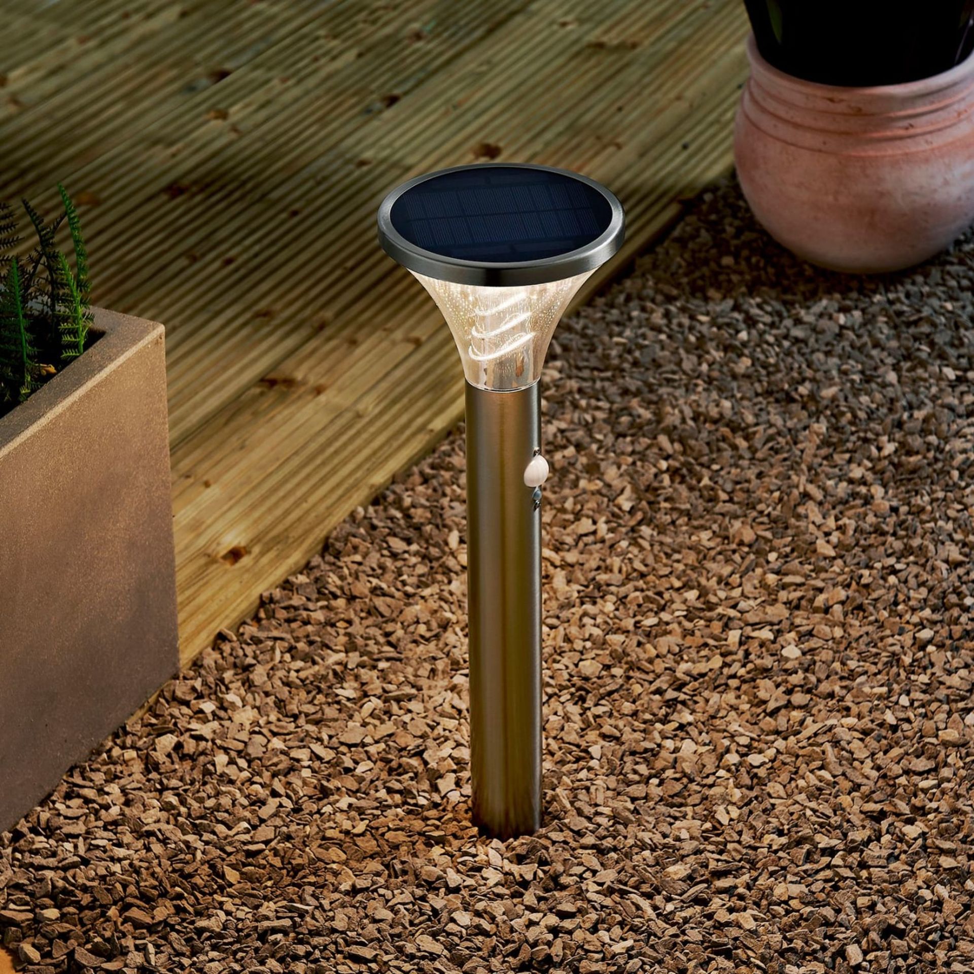 15x NEW & BOXED SAXBY Toko Outdoor Solar Spike Light - BRUSHED STAINLESS STEEL. RRP £25.90 EACH. ( - Image 2 of 3