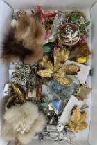 Selection of vintage and later brooches