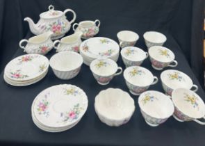 Selection of Royal Doulton Arcadia pottery a.4802