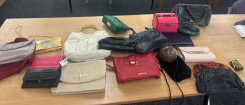 Large selection of vintage and later ladies bags