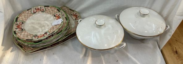 Large part dinner services includes Wedgwood, royal doulton etc