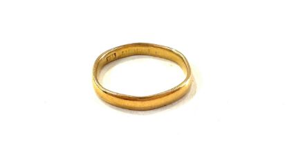 Hallmarked 22ct gold wedding band, ring size J, approximate weight 2.4g