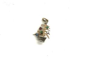 9ct gold Christmas Tree charm, approximate weight 1.9g