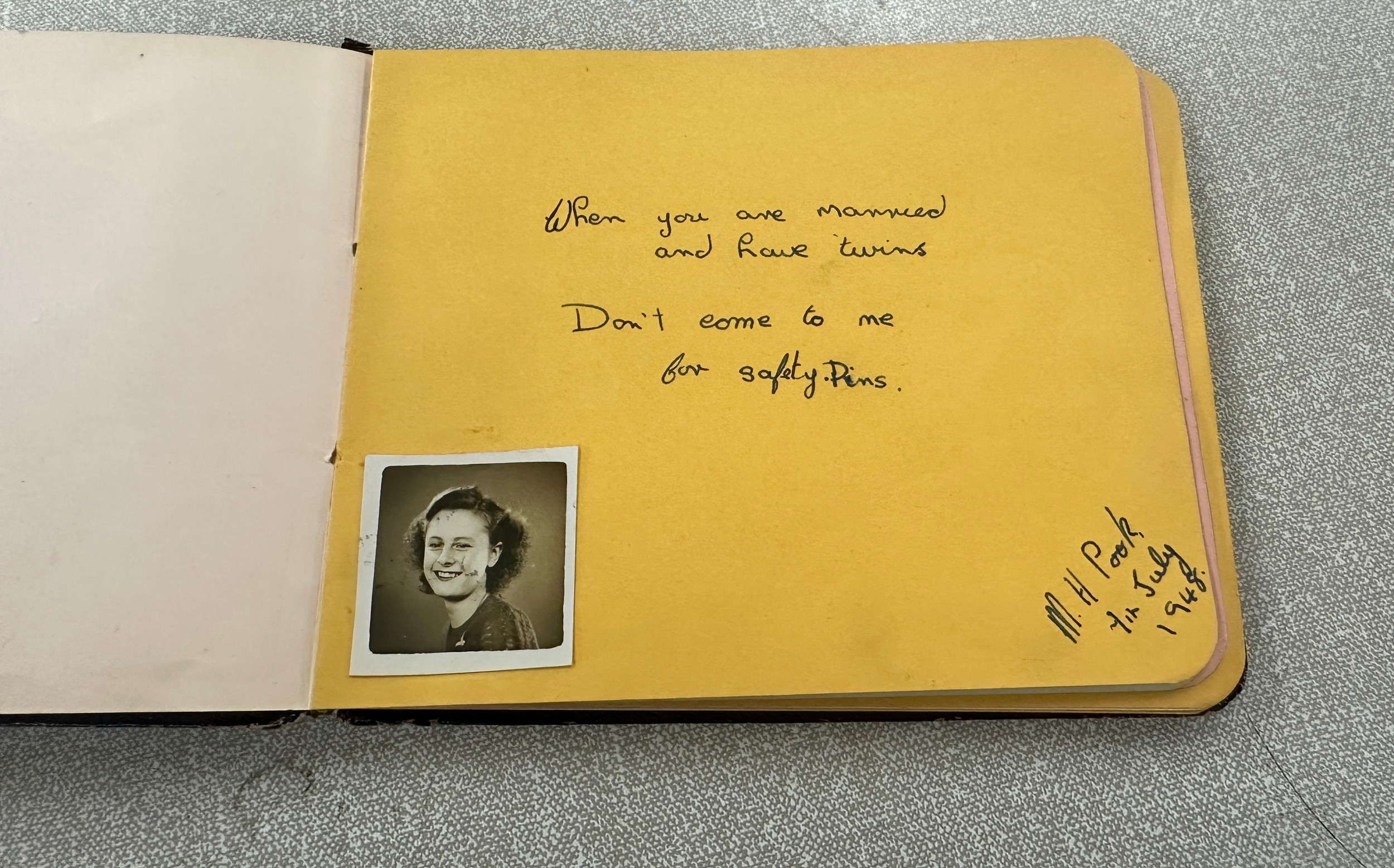 Vintage 1940s/50s autograph book - Image 3 of 8