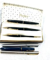 Selection of assorted pens includes parker 14ct gold nib etc