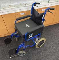 Folding wheel chair