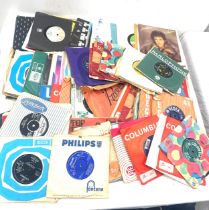 Selection of assorted 45s