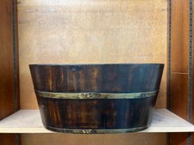 Vintage oak planter / container, approximate measurements: Height 8.5 inches, Width 19 inches, Depth