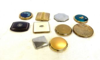 Selection of vintage ladies compacts