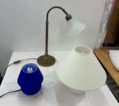 Selection of 3 assorted lamps, untested