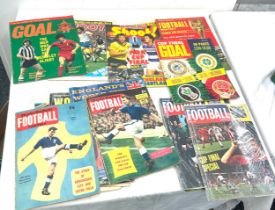Quantity of Shoot vintage magazines, goal, world cup football etc