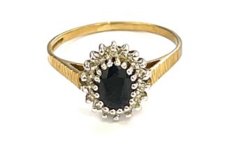 9ct Gold diamond & sapphire cluster ring