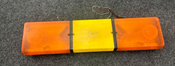 Breakdown recovery light measures approx 46 inches long by 11 inches wide- untested