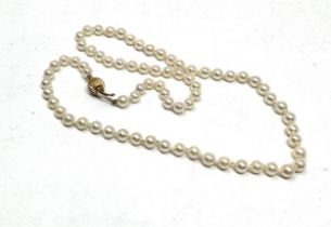 9ct gold cultured pearl necklace measures approx 43cm long weight 11.5g