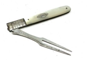 Georgian Sterling Silver & Mother of Pearl folding Fruit Fork Pocket Travelling