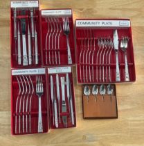 6 boxes of new Oneidce cutlery