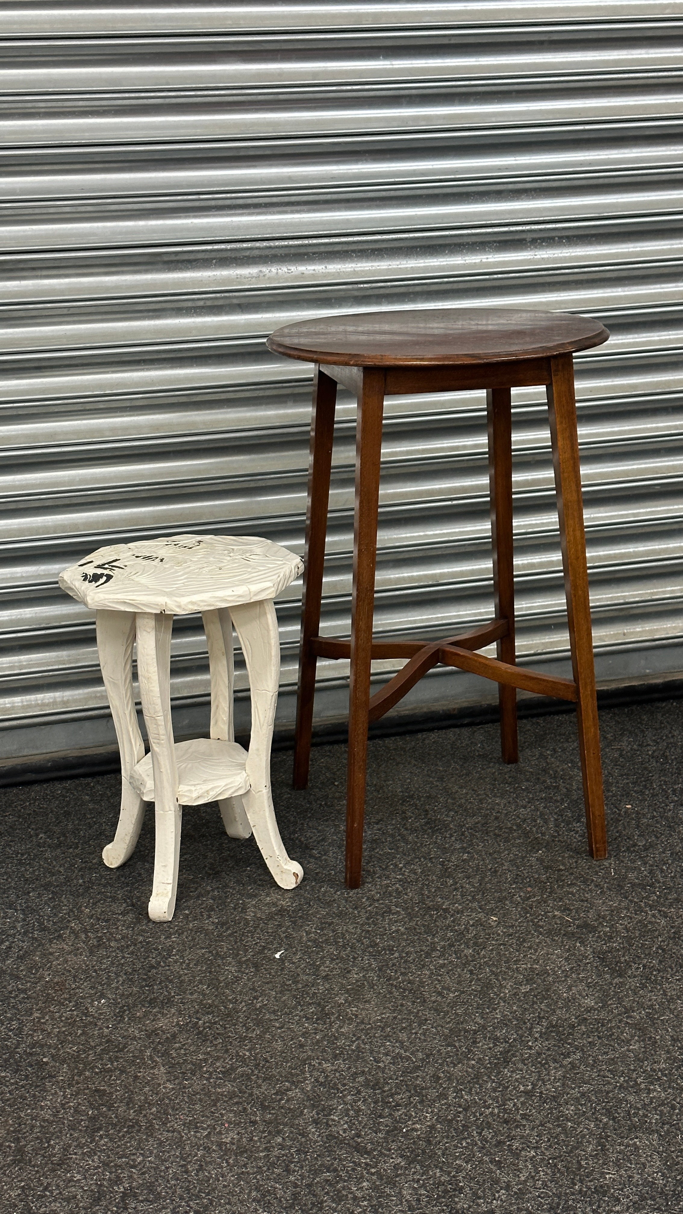 Two occasional tables - Bild 3 aus 3