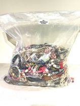 10kg UNSORTED COSTUME JEWELLERY inc. Bangles, Necklaces, Rings, Earrings.