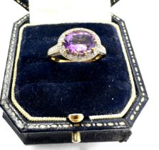 9ct gold diamond & amethyst dress ring (3.1g)