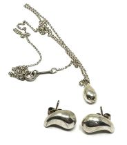 A silver necklace and earrings set by Elsa Peretti for Tiffany and Co (10g)