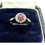 9ct gold ruby & diamond halo ring (1.9g)