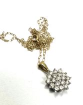 9ct gold diamond cluster pendant necklace (1.2g)