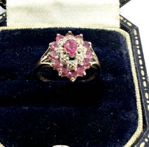 9ct gold diamond & ruby cluster ring (2.2g)