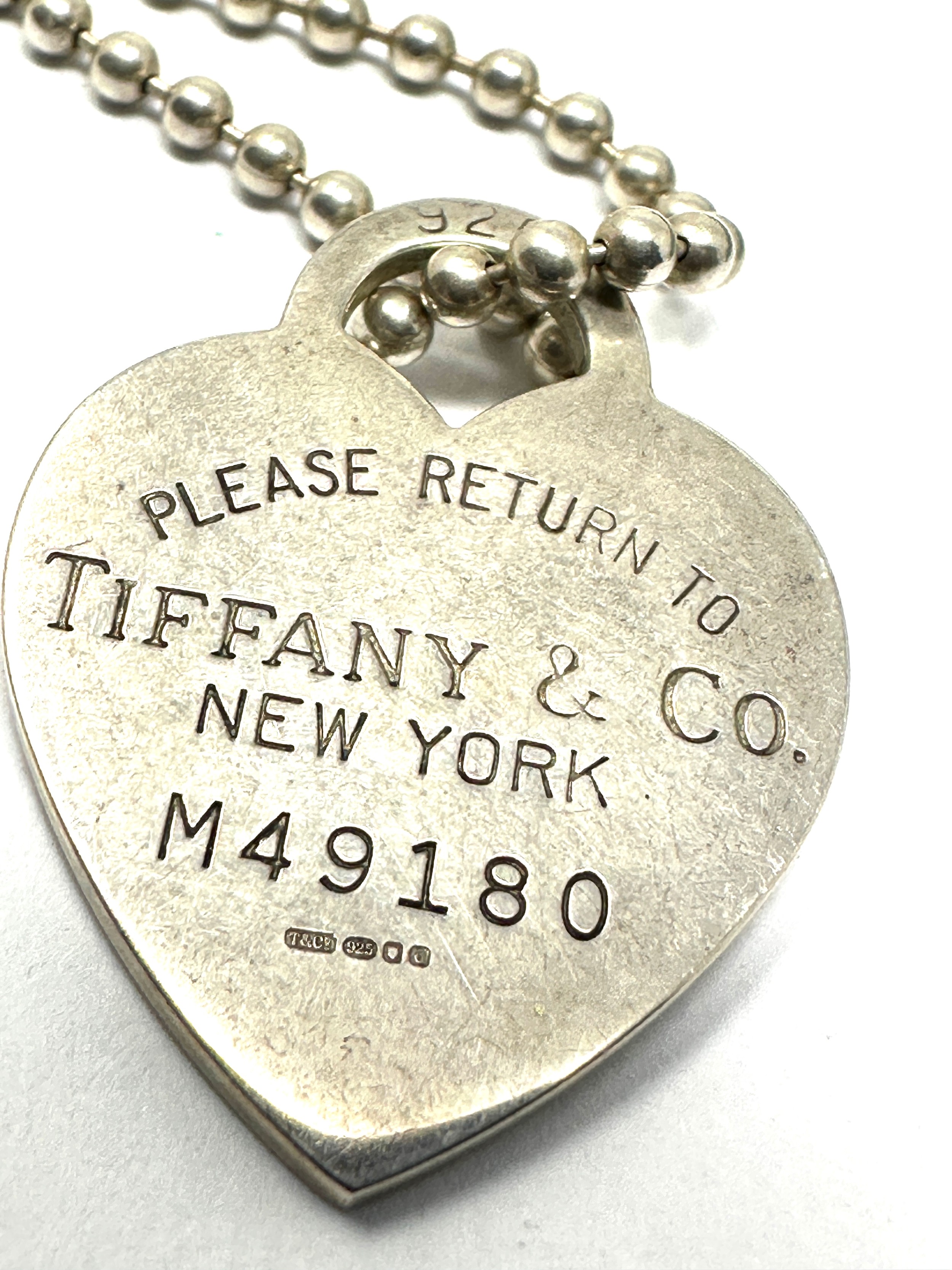 A silver ball link chain and pendant by Tiffany and Co (22g) - Bild 2 aus 2