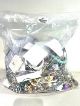 10kg UNSORTED COSTUME JEWELLERY inc. Bangles, Necklaces, Rings, Earrings.