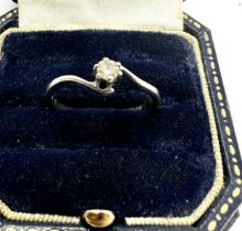 9ct white gold diamond single stone ring (2.3g)