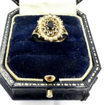 9ct gold sapphire & seed pearl cluster ring (2.7g)