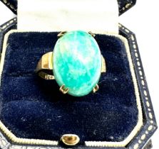 9ct gold amazonite single stone cocktail ring (5.8g)