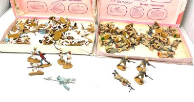 2 boxes of plastic soldiers inc mexican military italy ww2