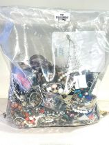 10kg UNSORTED COSTUME JEWELLERY inc. Bangles, Necklaces, Rings, Earrings.