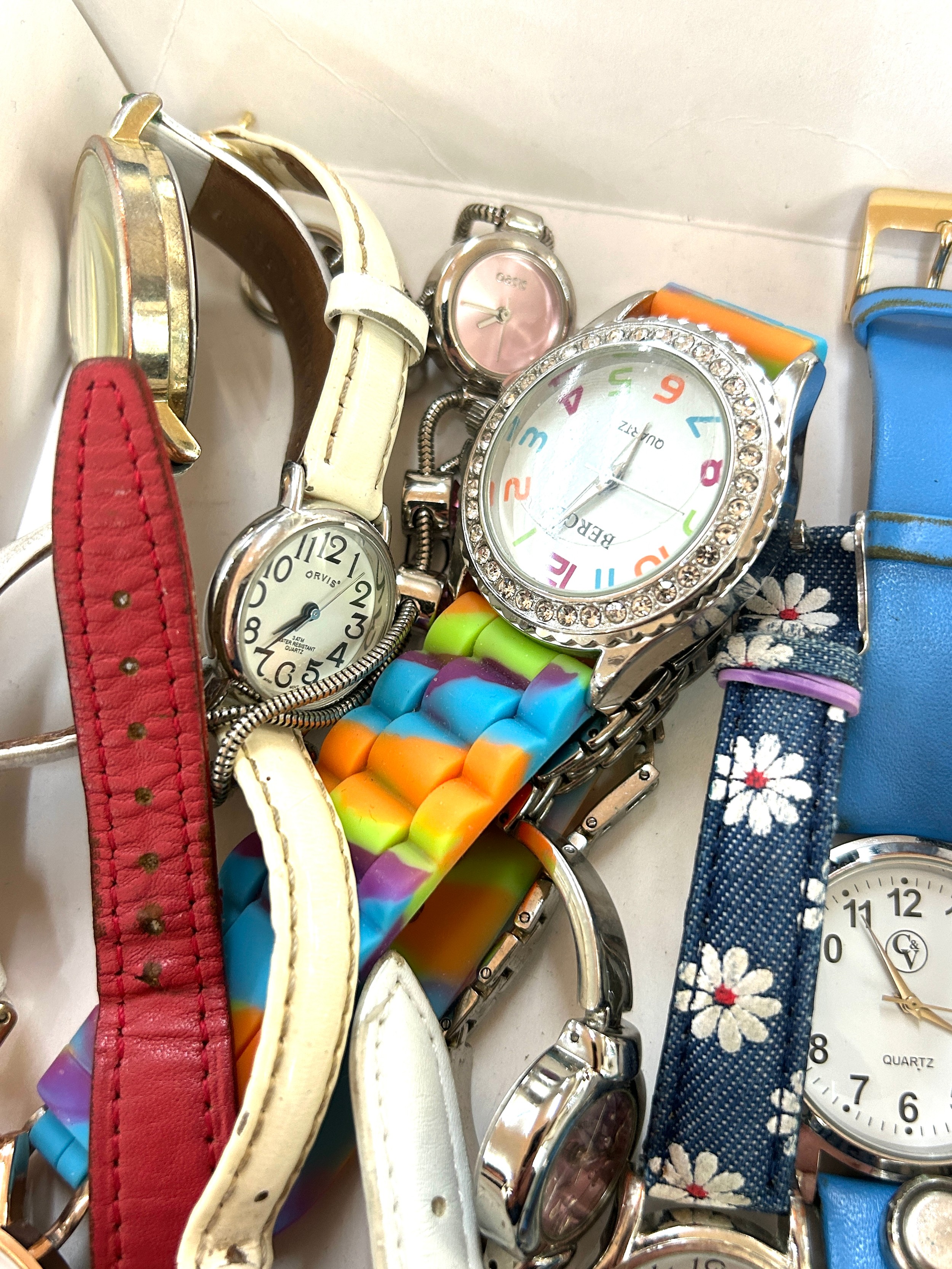 Tray of vintage and later wrist watches - Bild 3 aus 4