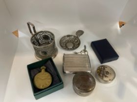 Selection of silver plated items to include cigarette cash, ash tray, cup holder etc