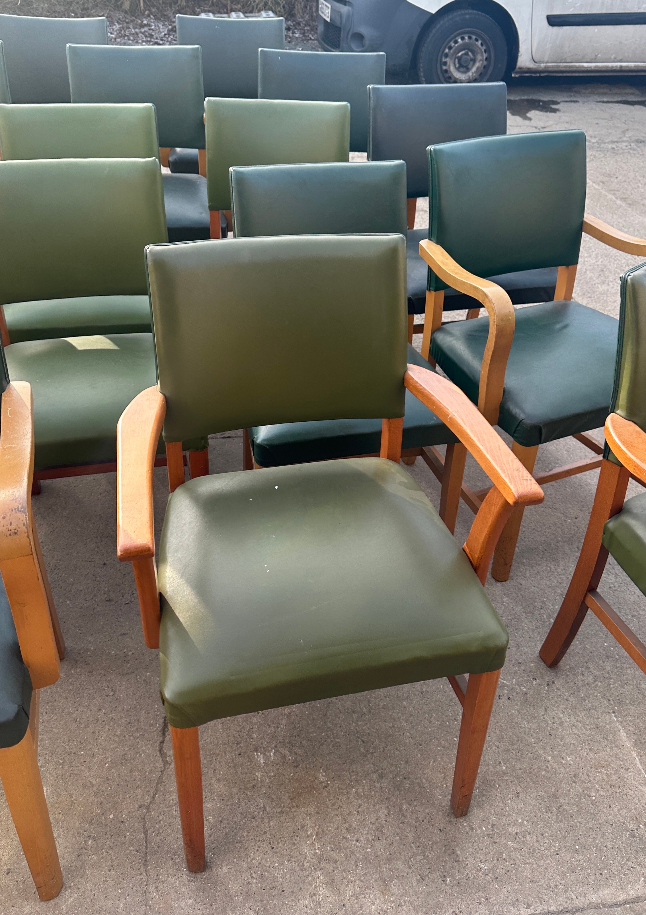 verco vintage board room chairs 16 in total 10 with arms - Image 3 of 4