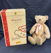 Steiff teddy bear 03853 30 cm tall, with incorrect box