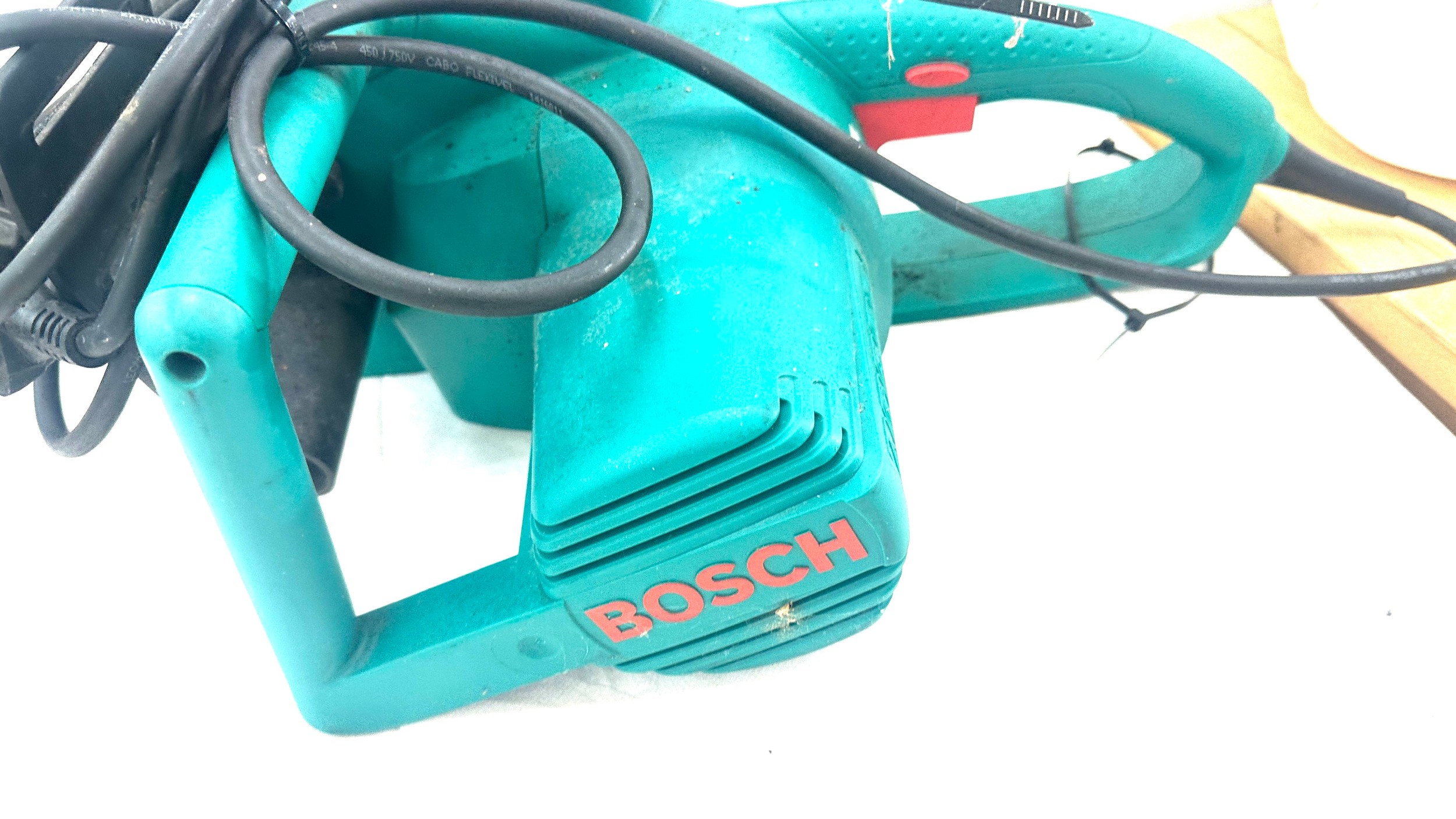 Bosch 8ke 35s chain saw, untested - Image 2 of 3