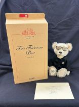 Limited edition Steiff toots thielemans bear 01031 with box and COA