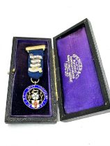 Small antique boxed masonic jewel dated 1915